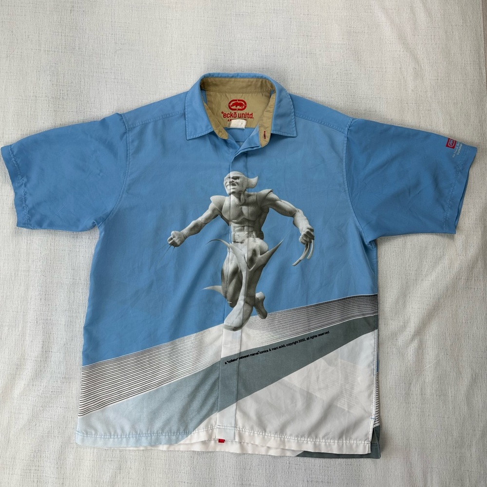 Vintage rare Ecko Marvel X Men Wolverine
XL Short Sleeve shirt y2k 2002